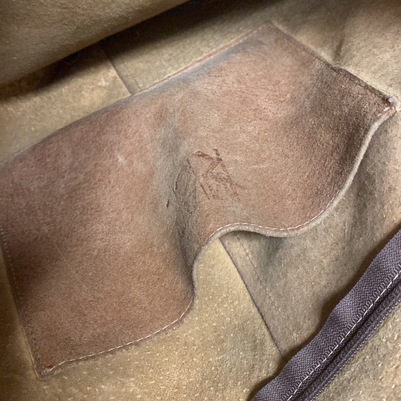 Mayko Suede Leather Crossbody Messenger Bag - Picture 15 of 17